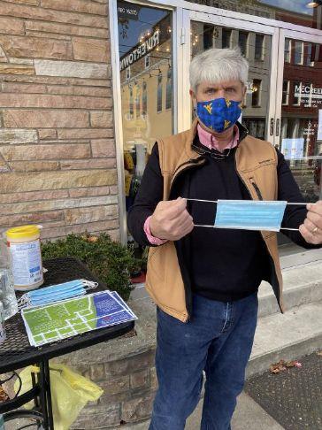 Small Business  Draws Big Crowd