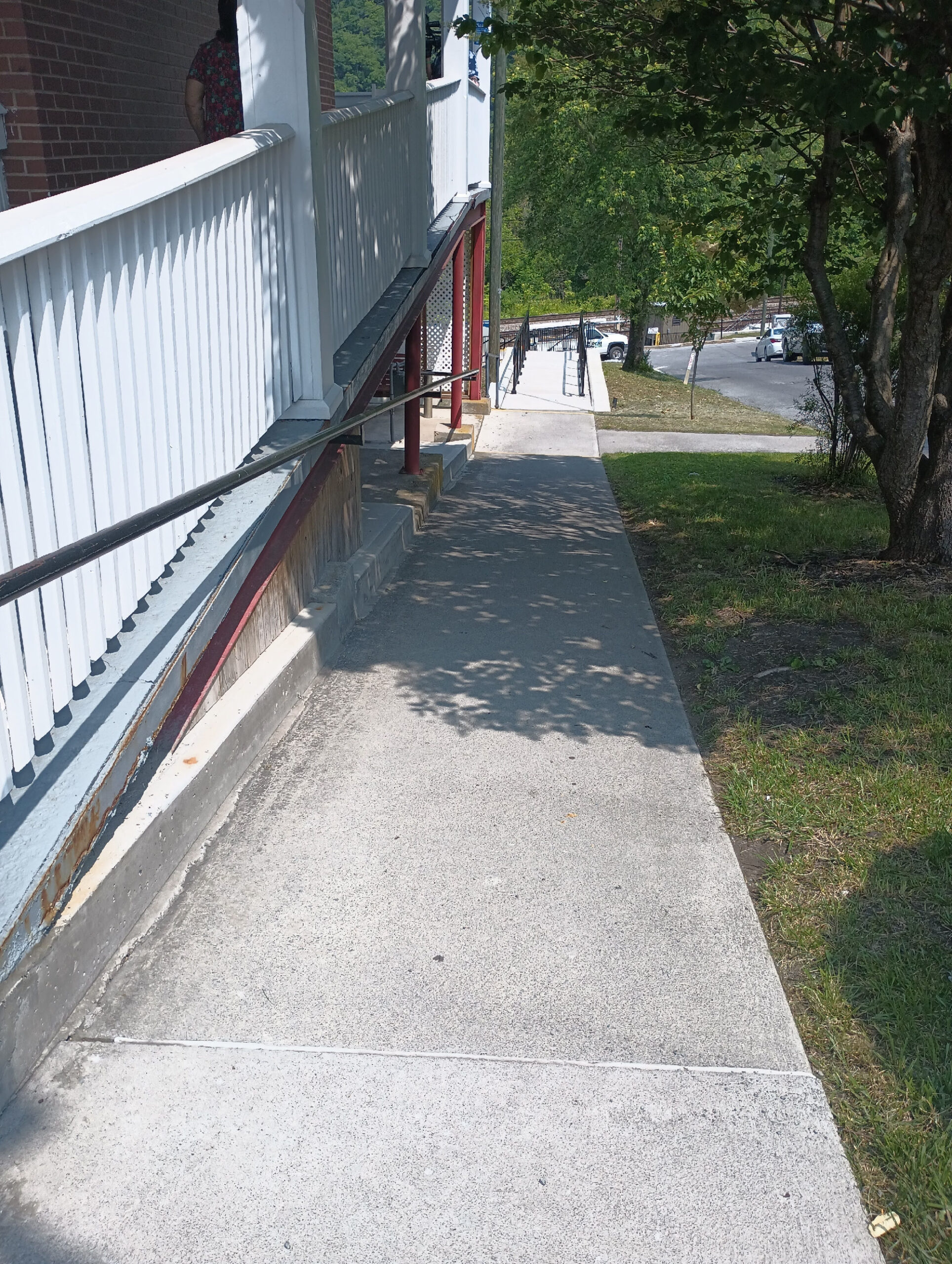 Side view of the SCCOA entrance ramp and the sidewalk.