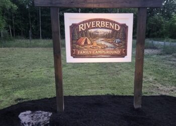 Riverbend Family Campground sign