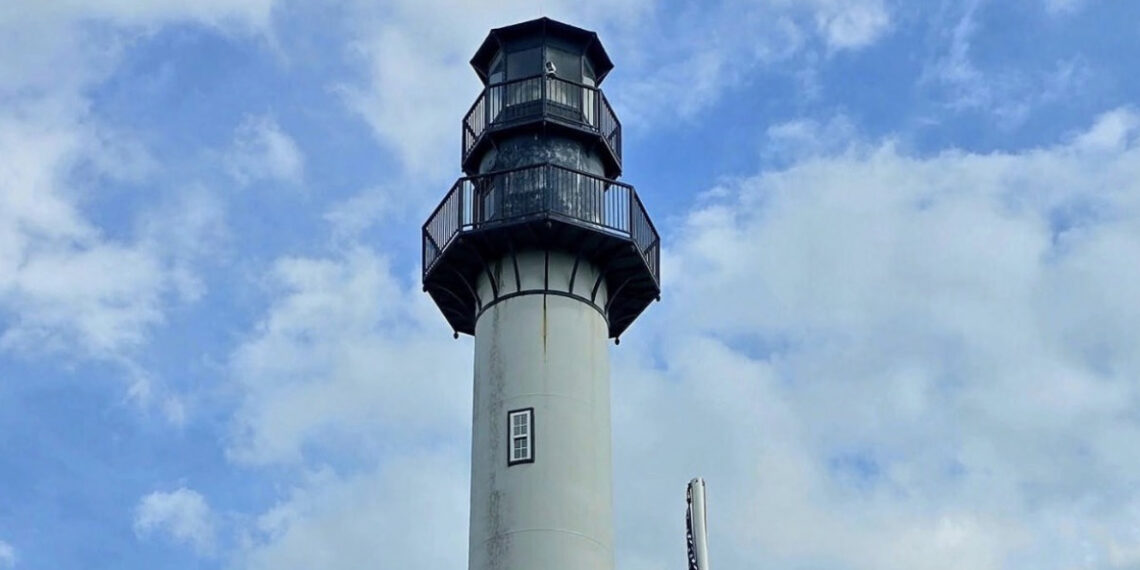 Summersviile Lake Lighthouse 
