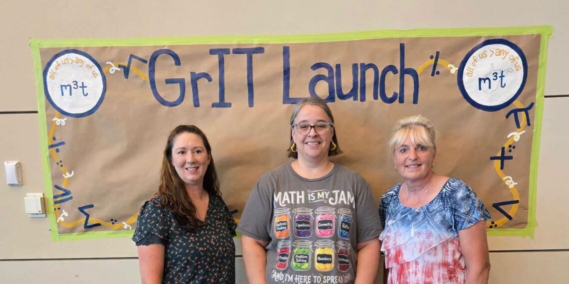 L-R Deana Betts, Ellen Holt, and Ladonna Aliff